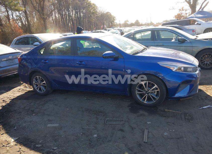 Photo 13 of 2023 Kia Forte LXS (VIN 3KPF24AD0PE585418)