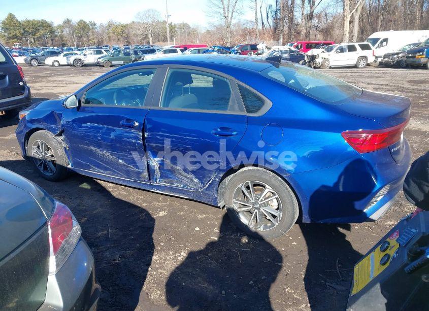 Photo 3 of 2023 Kia Forte LXS (VIN 3KPF24AD0PE585418)