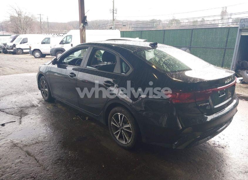 Photo 3 of 2023 Kia Forte LXS (VIN 3KPF24AD0PE589341)