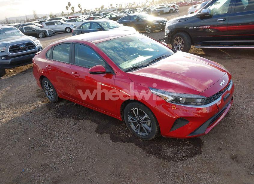 2023 Kia Forte LXS (VIN 3KPF24AD0PE598346) main photo