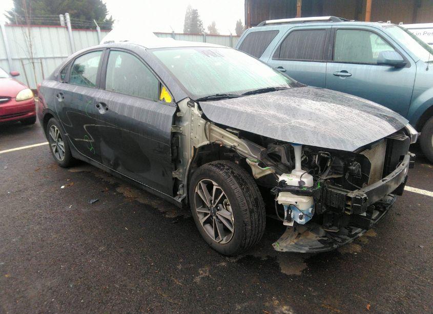 2023 Kia Forte LXS (VIN 3KPF24AD0PE603853) main photo