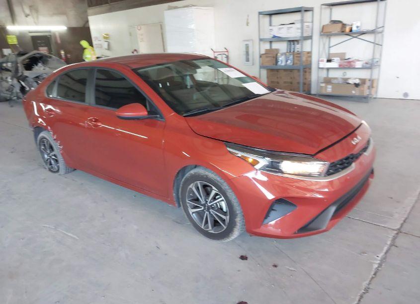 2023 Kia Forte LXS (VIN 3KPF24AD0PE619003) main photo