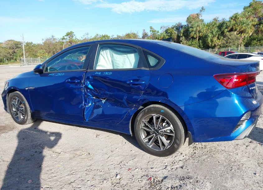 Photo 6 of 2023 Kia Forte LXS (VIN 3KPF24AD0PE619258)