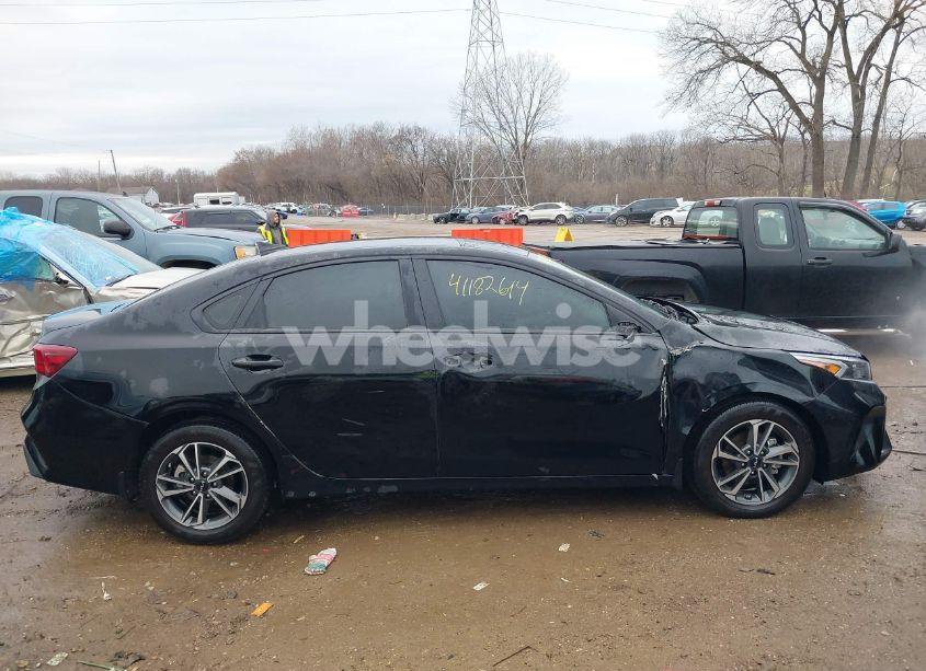 Photo 13 of 2023 Kia Forte LXS (VIN 3KPF24AD0PE622600)
