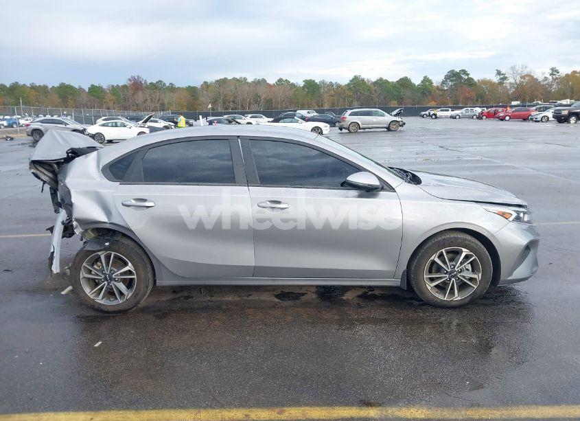 Photo 13 of 2023 Kia Forte LXS (VIN 3KPF24AD0PE625495)
