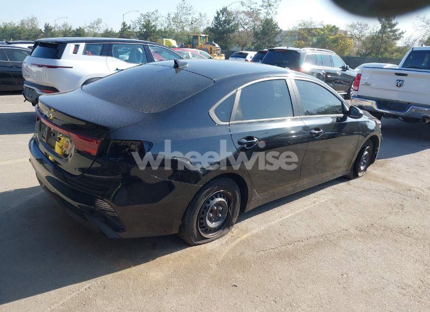 Photo 4 of 2023 Kia Forte LX (VIN 3KPF24AD0PE635654)