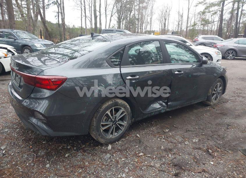 Photo 4 of 2023 Kia Forte LXS (VIN 3KPF24AD0PE642314)