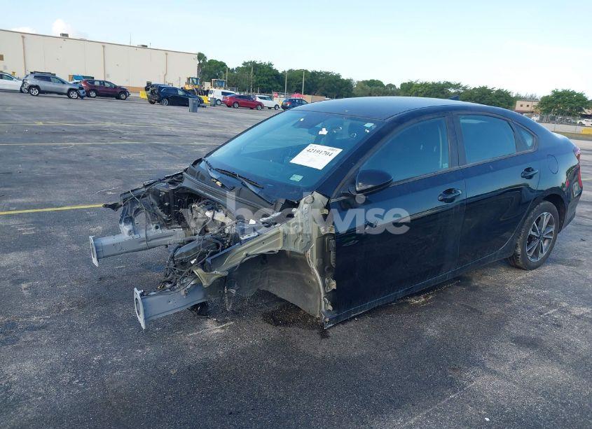 Photo 2 of 2023 Kia Forte LXS (VIN 3KPF24AD0PE663485)