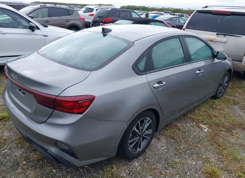 Photo 4 of 2023 Kia Forte LXS (VIN 3KPF24AD0PE663728)