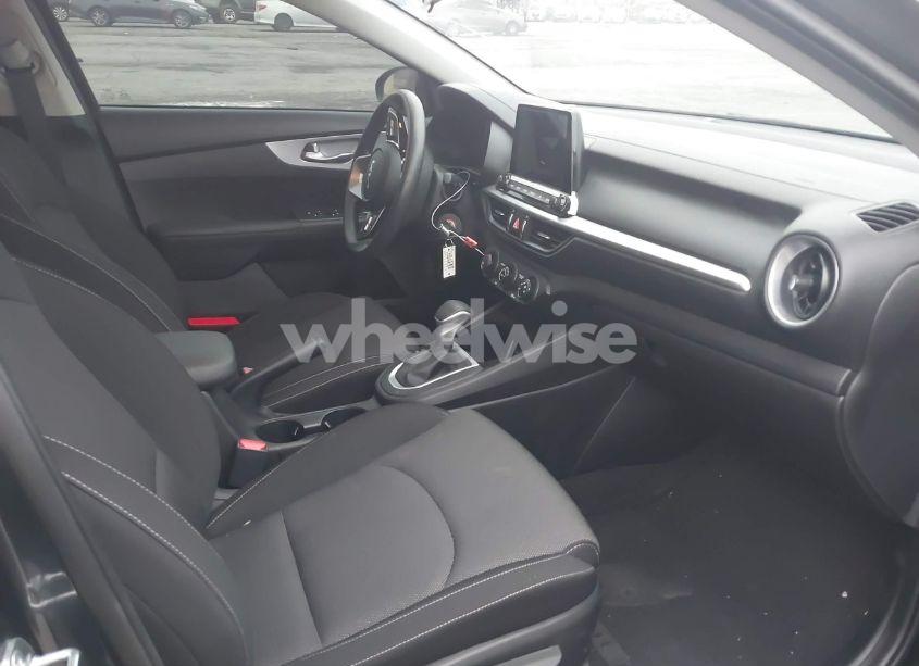 Photo 5 of 2023 Kia Forte LXS (VIN 3KPF24AD0PE668928)