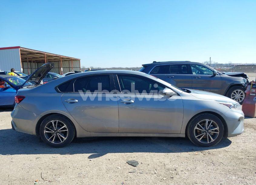 Photo 13 of 2023 Kia Forte LXS (VIN 3KPF24AD0PE675104)