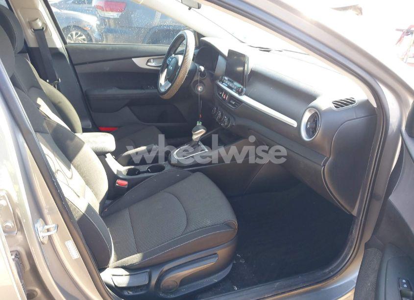 Photo 5 of 2023 Kia Forte LXS (VIN 3KPF24AD0PE675104)