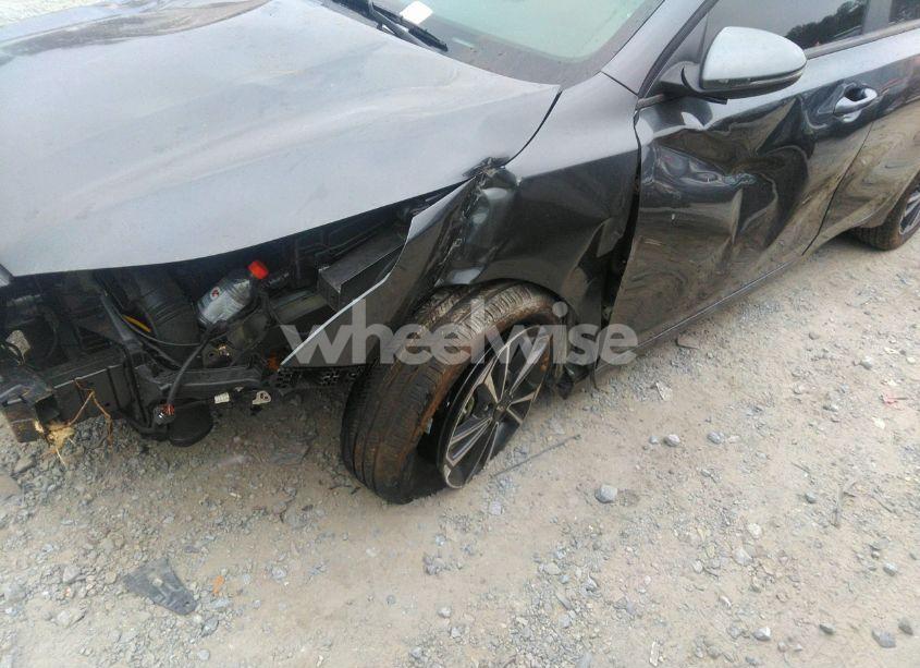 Photo 6 of 2023 Kia Forte LXS (VIN 3KPF24AD0PE682229)