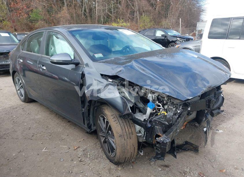 2023 Kia Forte LXS (VIN 3KPF24AD0PE694185) main photo