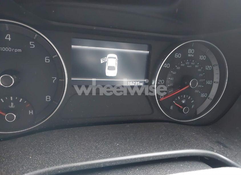 Photo 7 of 2023 Kia Forte LXS (VIN 3KPF24AD0PE694185)