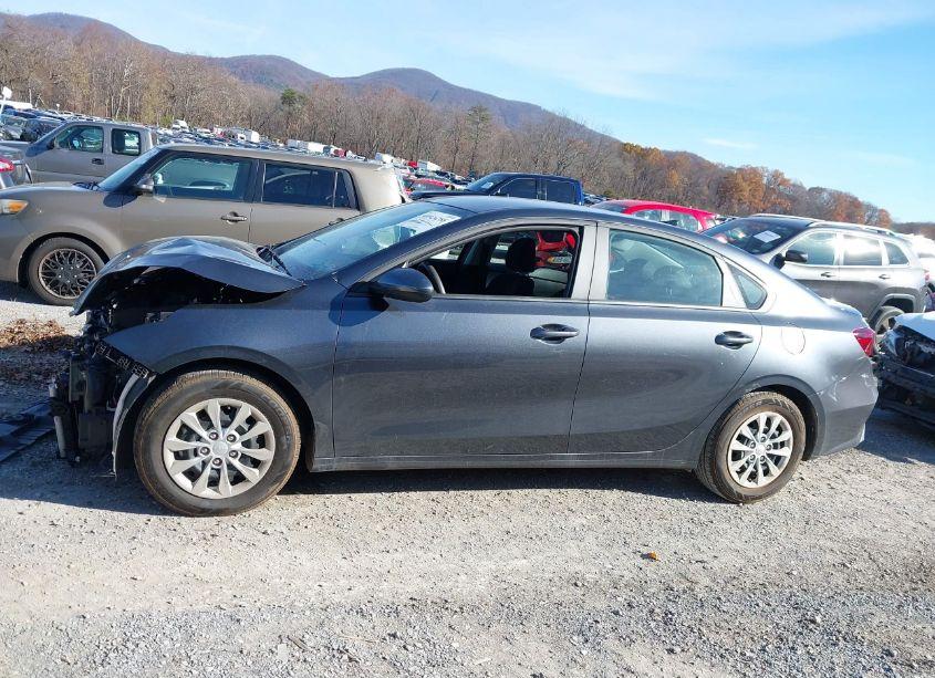 Photo 14 of 2024 Kia Forte LX (VIN 3KPF24AD0RE694478)