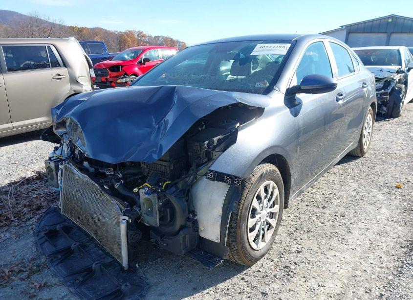 Photo 6 of 2024 Kia Forte LX (VIN 3KPF24AD0RE694478)