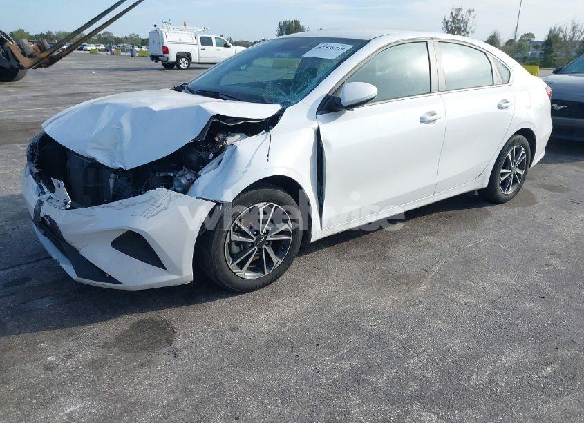 Photo 6 of 2024 Kia Forte LXS (VIN 3KPF24AD0RE695985)