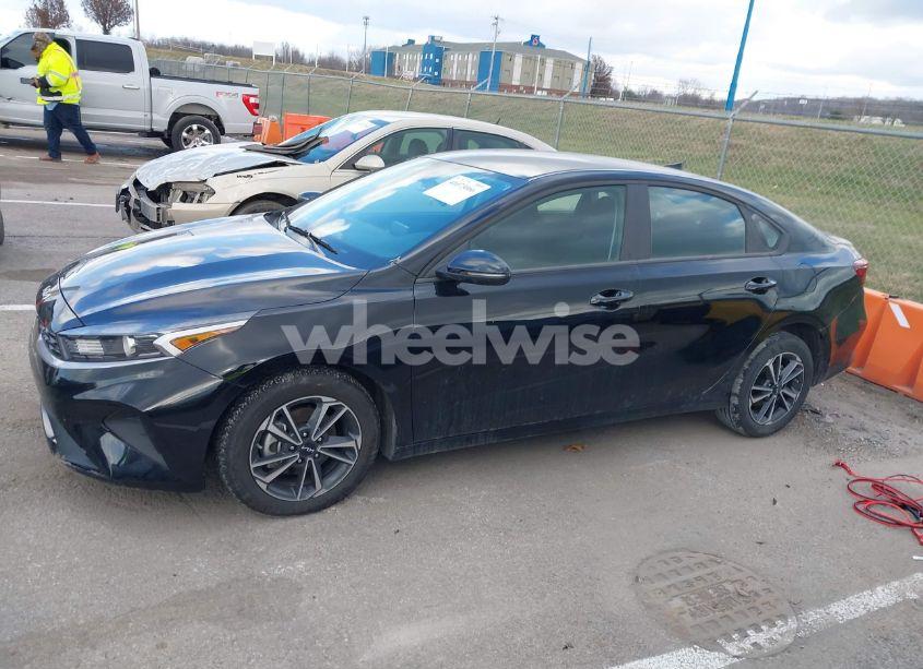 Photo 14 of 2024 Kia Forte LXS (VIN 3KPF24AD0RE714776)