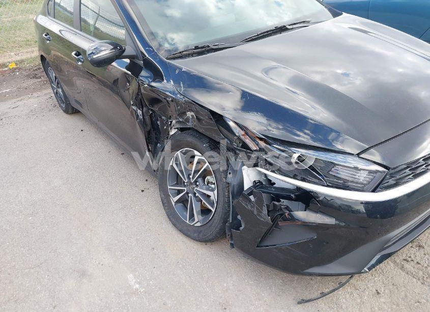 Photo 6 of 2024 Kia Forte LXS (VIN 3KPF24AD0RE714776)