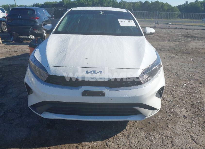 Photo 12 of 2024 Kia Forte LXS (VIN 3KPF24AD0RE778218)
