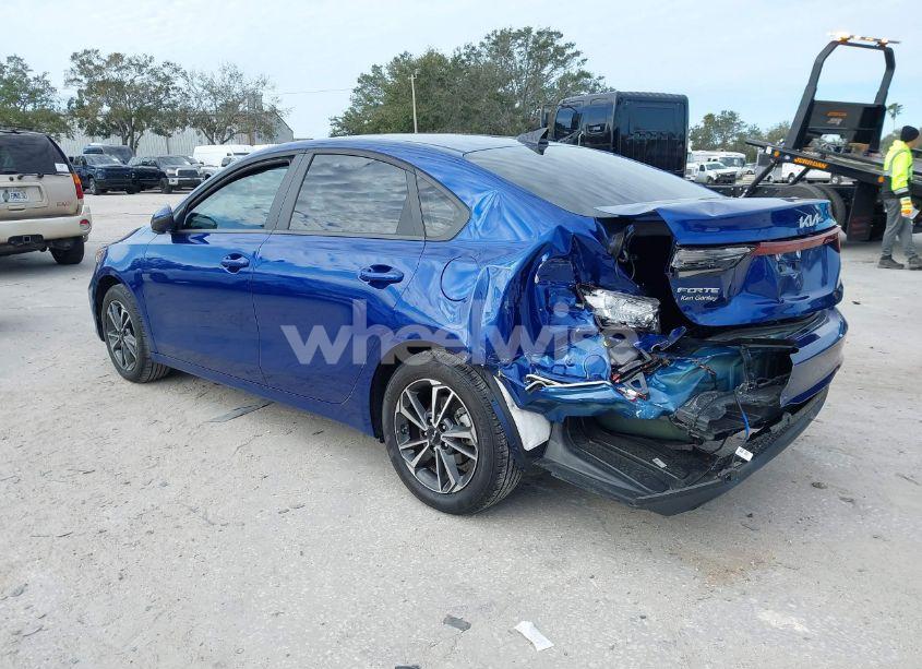 Photo 3 of 2024 Kia Forte LXS (VIN 3KPF24AD0RE779319)