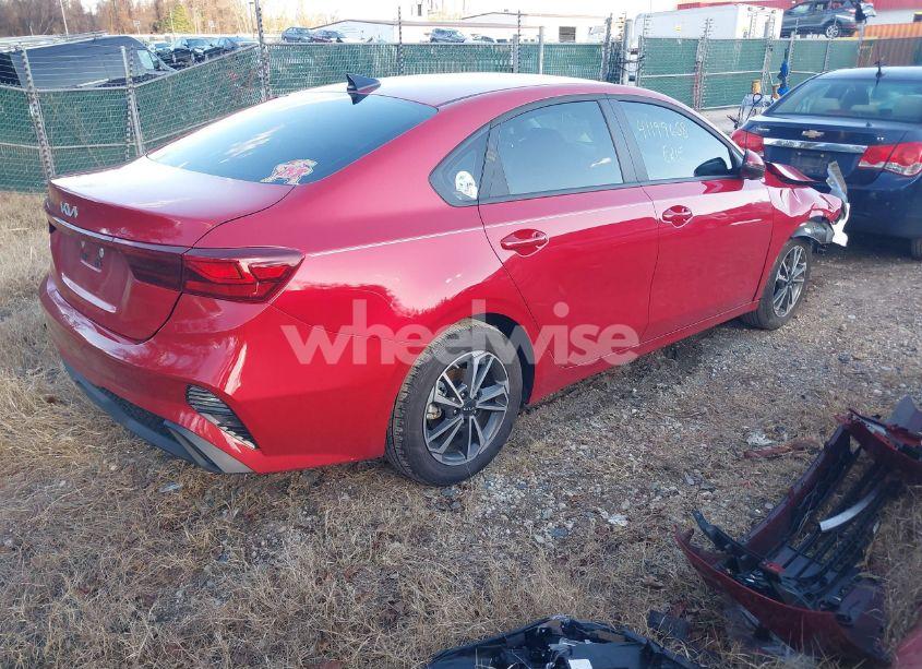 Photo 4 of 2024 Kia Forte LXS (VIN 3KPF24AD0RE785038)