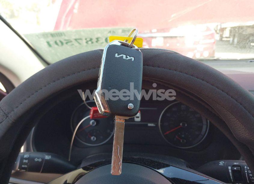 Photo 11 of 2024 Kia Forte LXS (VIN 3KPF24AD0RE787128)