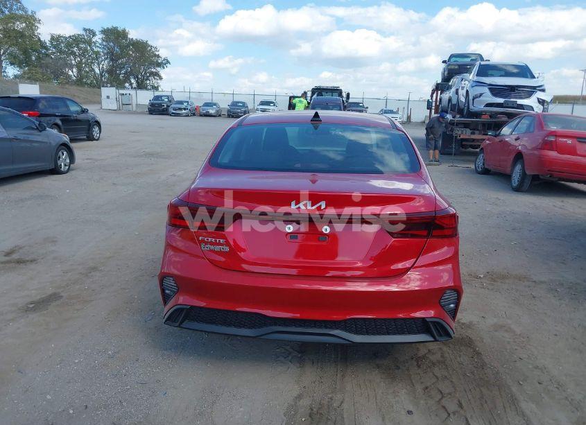 Photo 16 of 2024 Kia Forte LXS (VIN 3KPF24AD0RE787128)