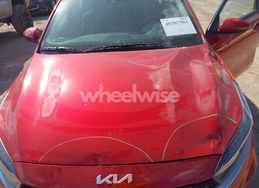 Photo 6 of 2024 Kia Forte LXS (VIN 3KPF24AD0RE787128)