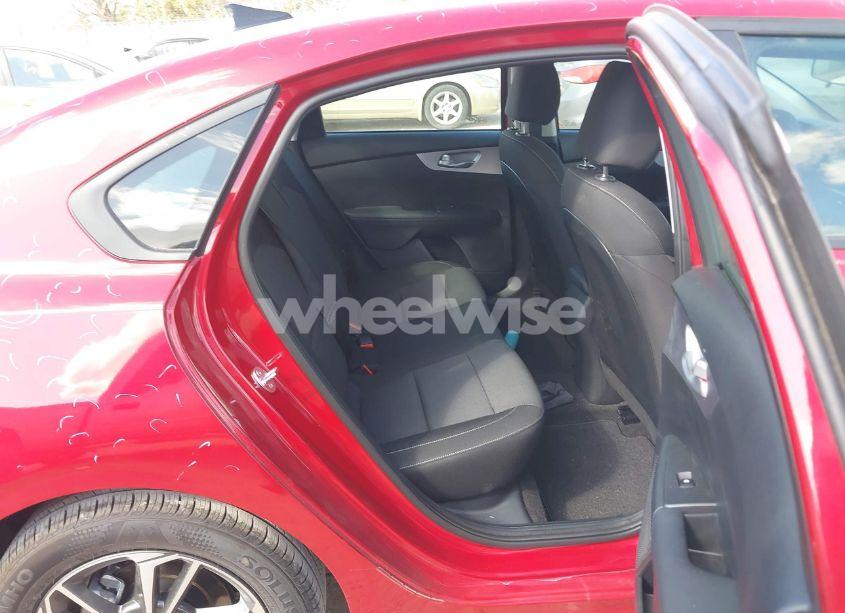 Photo 8 of 2024 Kia Forte LXS (VIN 3KPF24AD0RE787128)