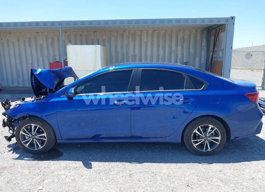 Photo 15 of 2024 Kia Forte LXS (VIN 3KPF24AD0RE796833)