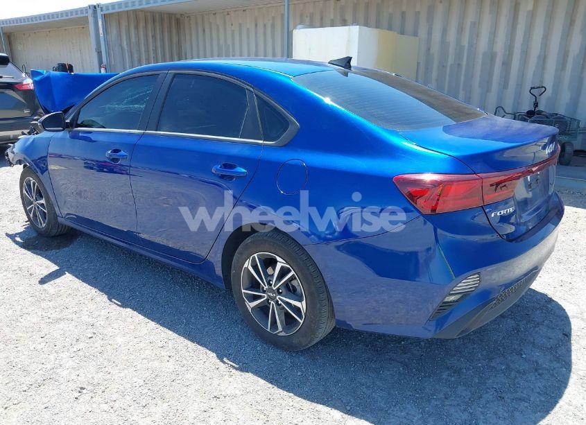 Photo 3 of 2024 Kia Forte LXS (VIN 3KPF24AD0RE796833)