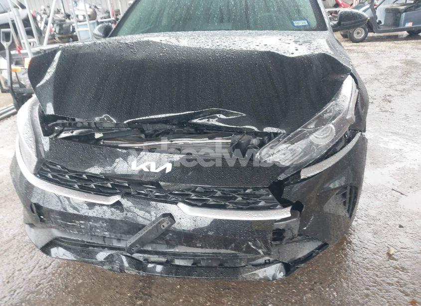 Photo 6 of 2024 Kia Forte LX (VIN 3KPF24AD0RE806034)