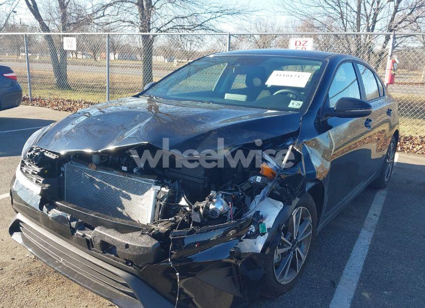 Photo 6 of 2024 Kia Forte LXS (VIN 3KPF24AD0RE818703)