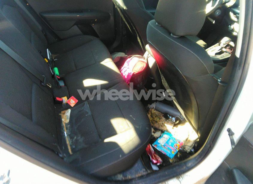 Photo 8 of 2019 Kia Forte FE (VIN 3KPF24AD1KE006977)