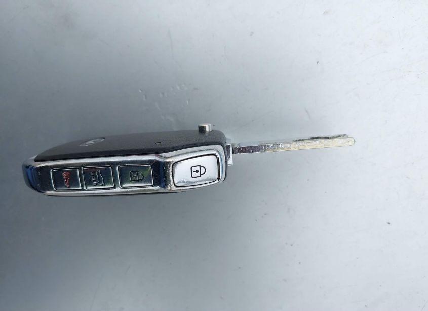 Photo 11 of 2019 Kia Forte LXS (VIN 3KPF24AD1KE007790)