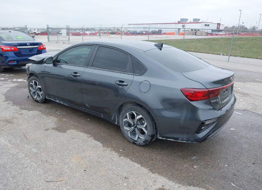 Photo 3 of 2019 Kia Forte LXS (VIN 3KPF24AD1KE007790)