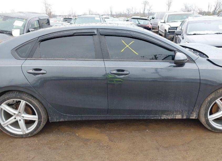 Photo 13 of 2019 Kia Forte FE (VIN 3KPF24AD1KE009944)