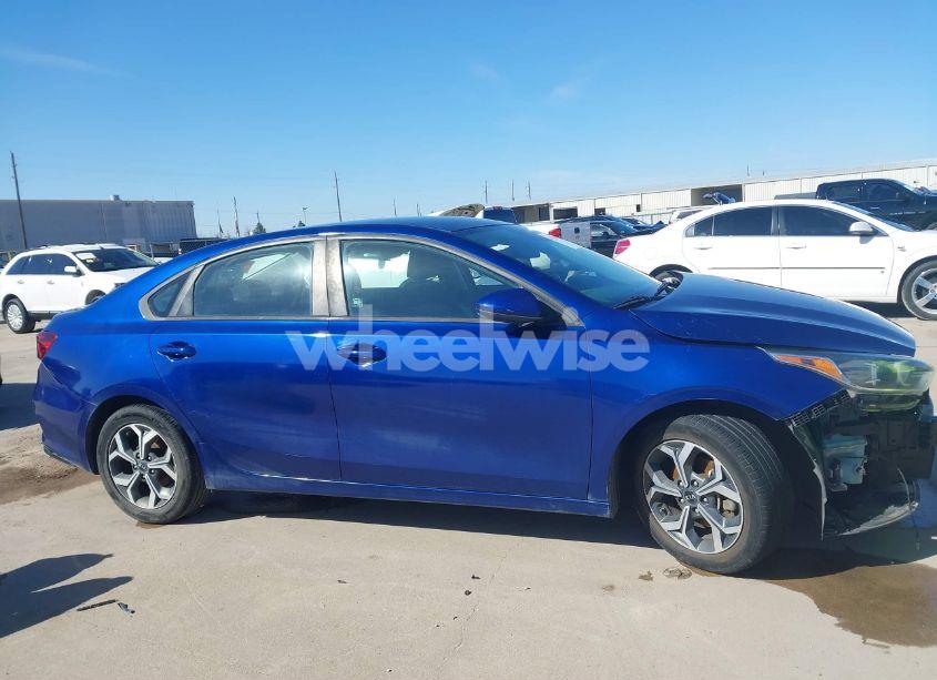 Photo 14 of 2019 Kia Forte LXS (VIN 3KPF24AD1KE010320)