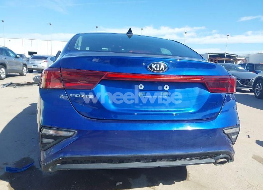 Photo 17 of 2019 Kia Forte LXS (VIN 3KPF24AD1KE010320)