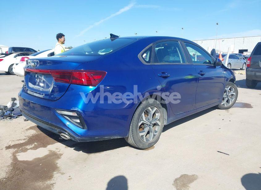 Photo 4 of 2019 Kia Forte LXS (VIN 3KPF24AD1KE010320)