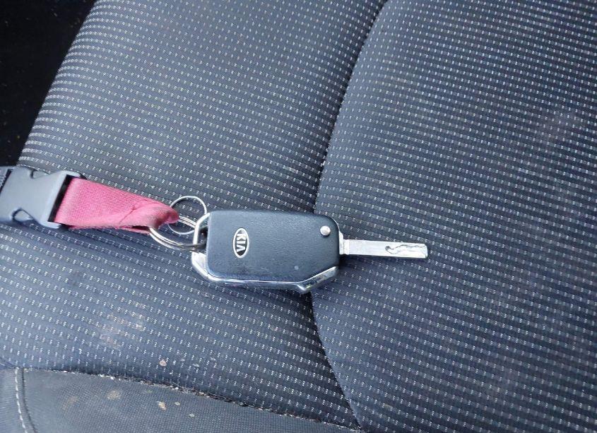 Photo 11 of 2019 Kia Forte LXS (VIN 3KPF24AD1KE012102)