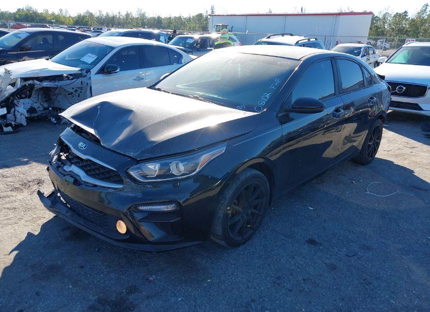 Photo 2 of 2019 Kia Forte LXS (VIN 3KPF24AD1KE012102)