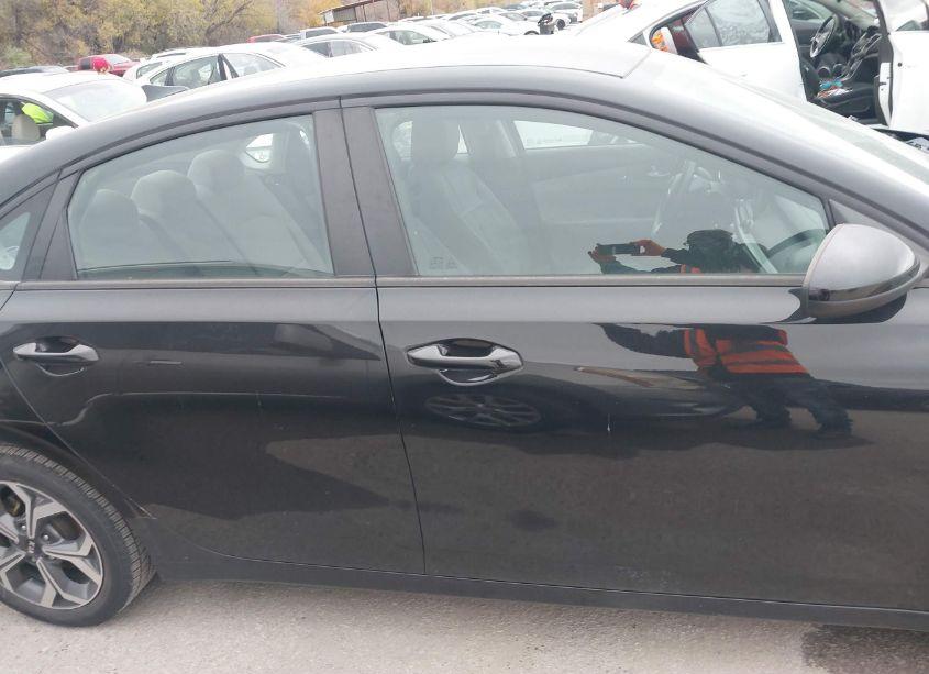 Photo 13 of 2019 Kia Forte LXS (VIN 3KPF24AD1KE061820)