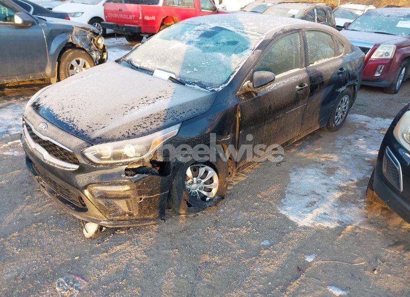 Photo 2 of 2019 Kia Forte FE (VIN 3KPF24AD1KE064278)