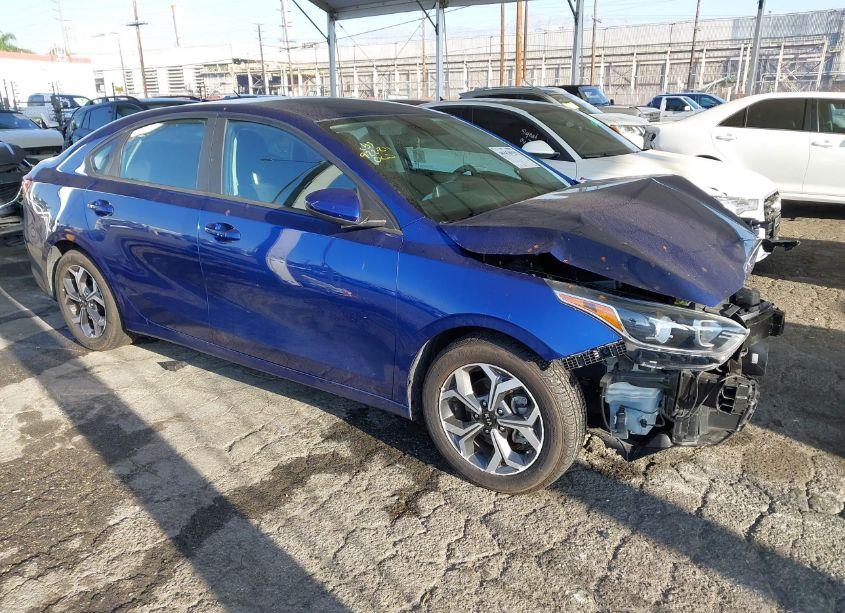 2019 Kia Forte LXS (VIN 3KPF24AD1KE095112) main photo