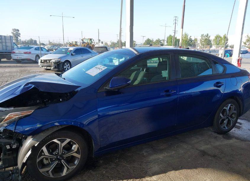 Photo 15 of 2019 Kia Forte LXS (VIN 3KPF24AD1KE095112)