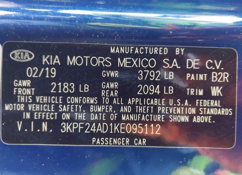 Photo 9 of 2019 Kia Forte LXS (VIN 3KPF24AD1KE095112)