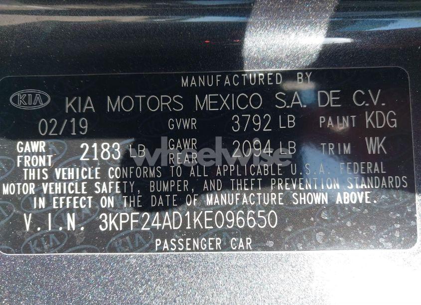 Photo 9 of 2019 Kia Forte FE (VIN 3KPF24AD1KE096650)